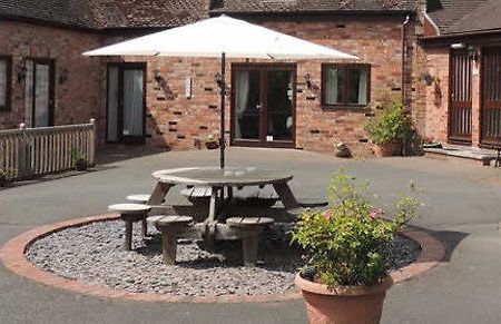 The Manor Coach House Hotel Hindlip Exterior foto